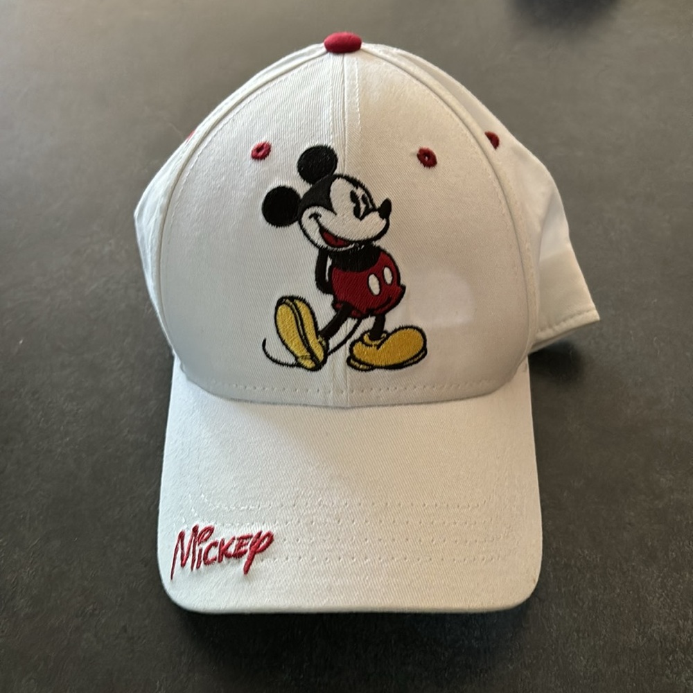 Mickey Mouse baseball cap